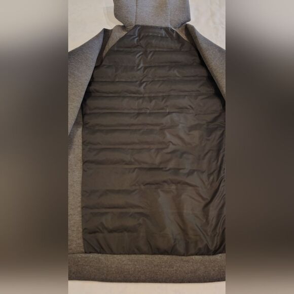 Columbia Two-Tone Hooded Jacket in Black & Gray Hoodie - Picture 12 of 16